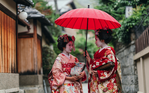 Maiko in Japan - © juripozzi - stock.adobe.com