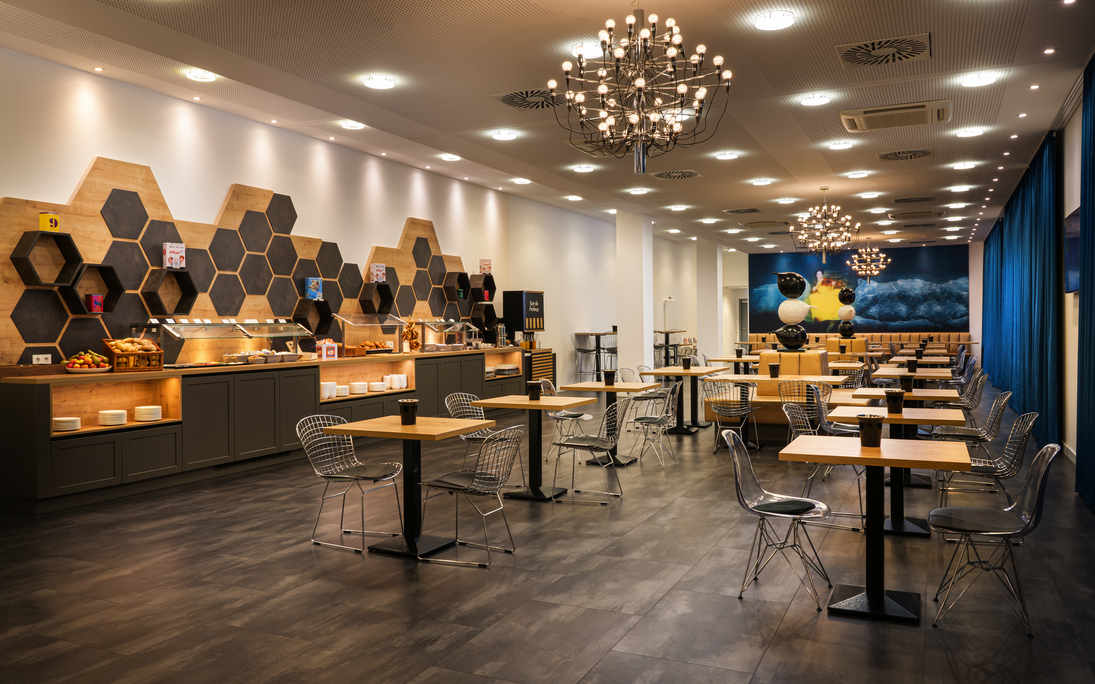 elaya Hotel Leipzig City Center - Frühstücksrestaurant - ©Gorgeous Smiling Hotels GmbH