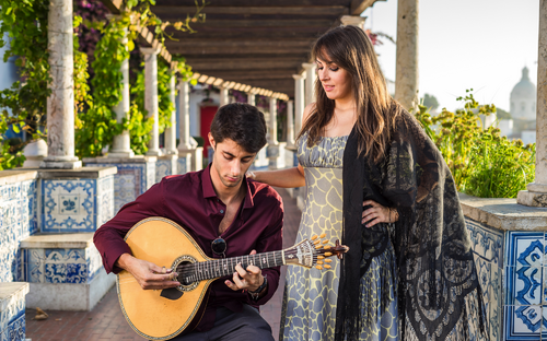 Traditionelle Fado-Musik - © malajscy - stock.adobe.com