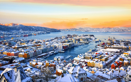 Bergen - Aussicht auf den Hafen - © Oleksandr Dibrova - stock.adobe.com