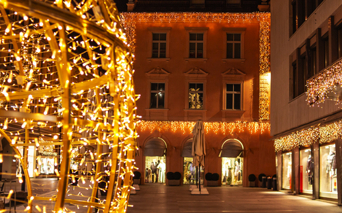 Meran - Beleuchtung - © lotusblüte17 - stock.adobe.com