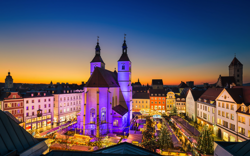 Regensburg - Weihnachtsmarkt - ©Mapics - stock.adobe.com