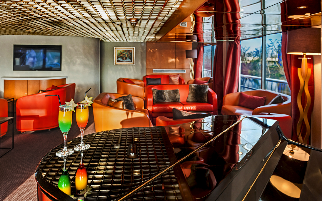 MS L´Europe - Pianorama-Bar - V@LBLOR