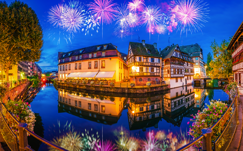 Straßburg - Feuerwerk - © Pawel Pajor - stock.adobe.com