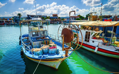 Paphos - Fischerboote - © romanevgenev - stock.adobe.com