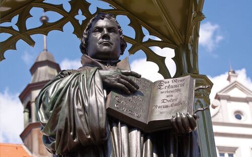 Wittenberg - Luther-Denkmal - © steschum - Fotolia